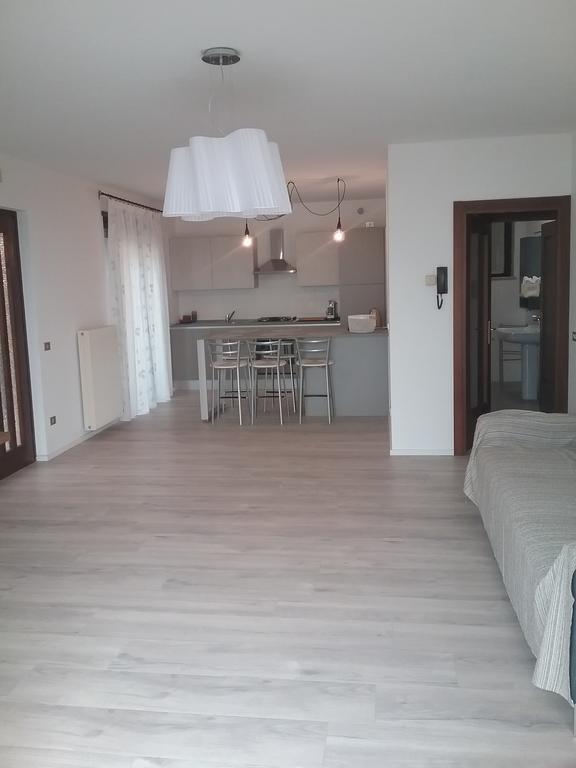 Apartment Weiss Home Riva del Garda Exterior photo
